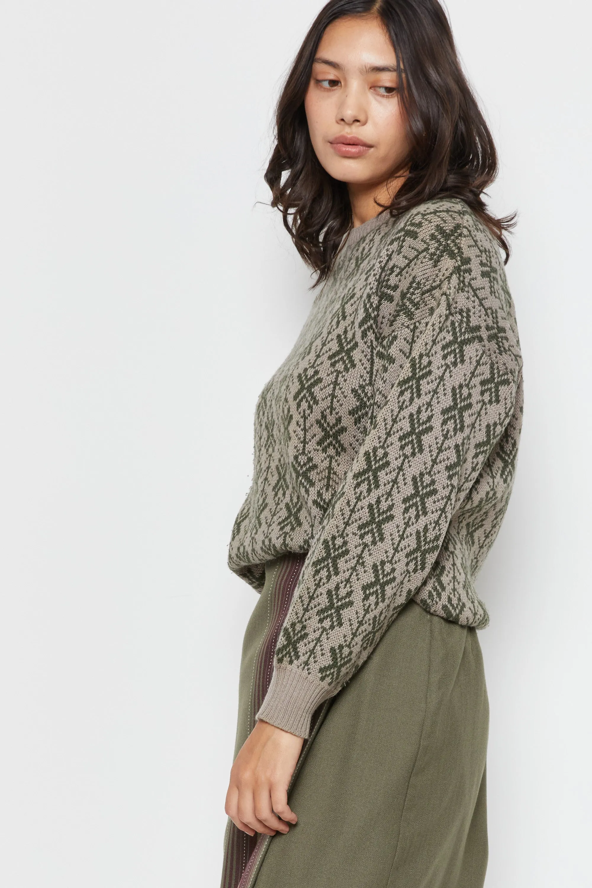 80s Olive Graphic Snowflake Crew Sweater L